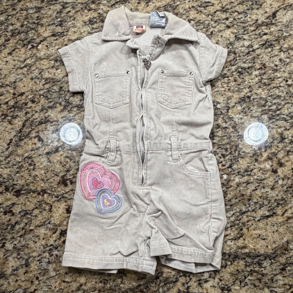 Vintage Faded Glory Girls Tan Corduroy Zip Up Romper Heart Patches Size 5